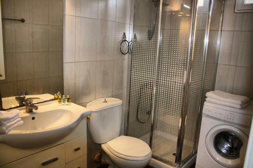Iris'S Apartment Central With Parking Argostoli  Exterior photo